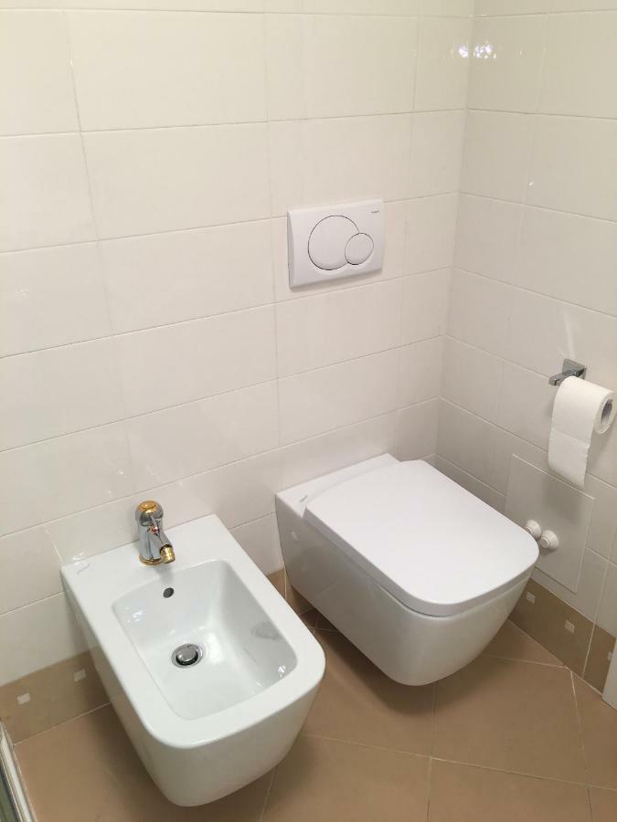 Apartment Zagara - Gardone Riviera Center Bagian luar foto